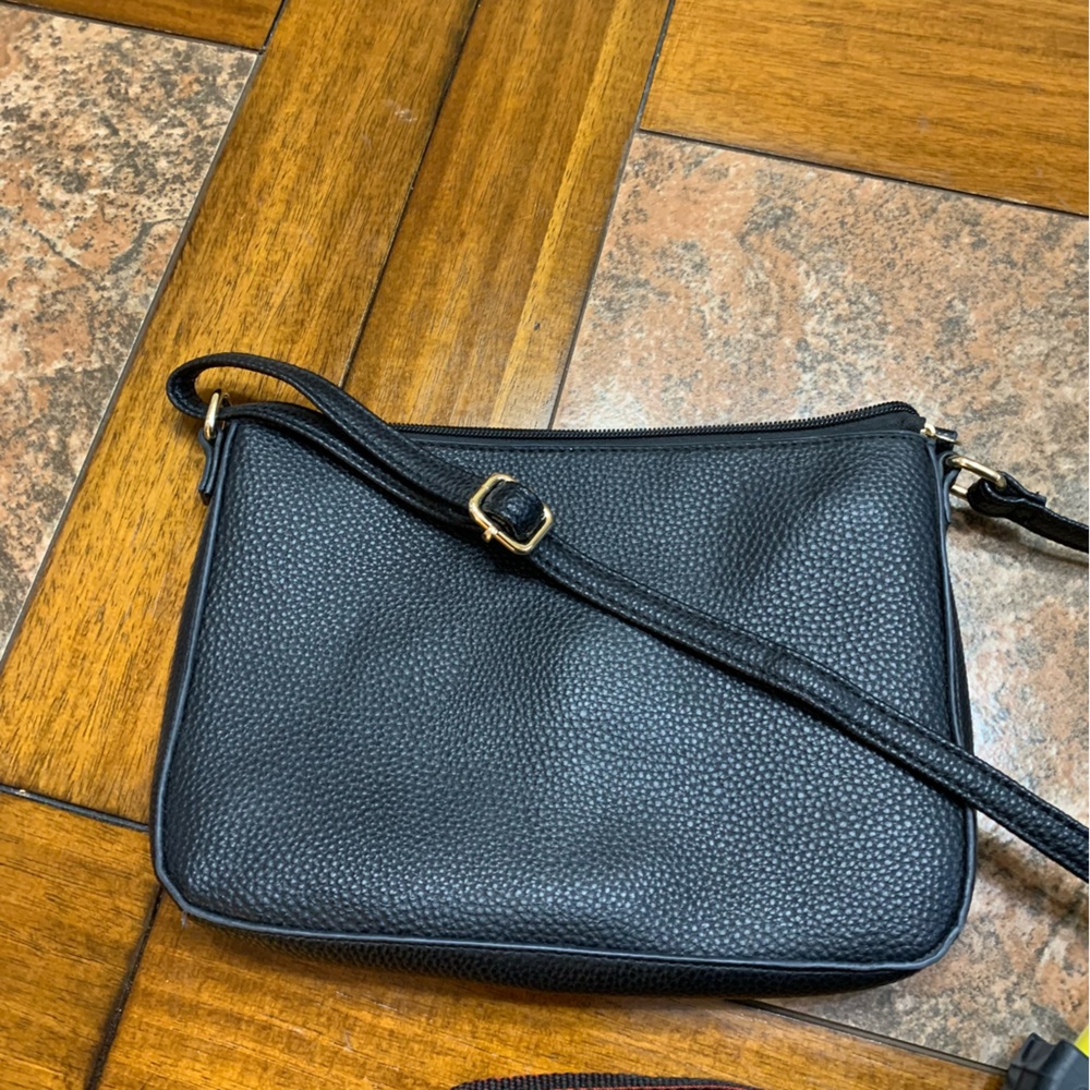 Crossbody black leather bag